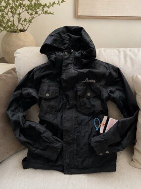 Burton Women’s XS Snow Ski Snowboard Jacket Black Hooded Waterproof New

Burton,